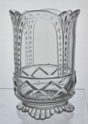 Brilliant Greensburg AuroraGlass upright Spooner / celery EPGA mug03