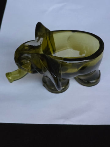 Vintage glass 1960's green elephant cigar ashtray Italy