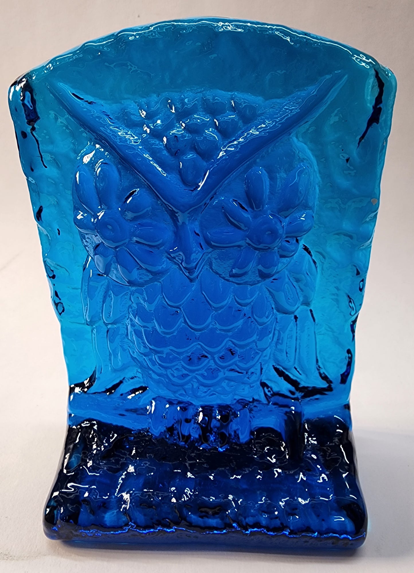 L.E Smith Glass Blue bookend OWL
