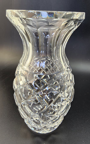 Signed Waterford crystal vase v16