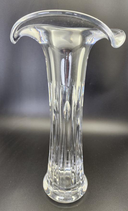Signed Waterford crystal vase v17