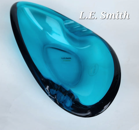 L.E Smith Glass blue ash tray