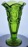 L E Smith moon and star green Glass vase auction