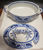 Blue a nd white soups Tureen auction