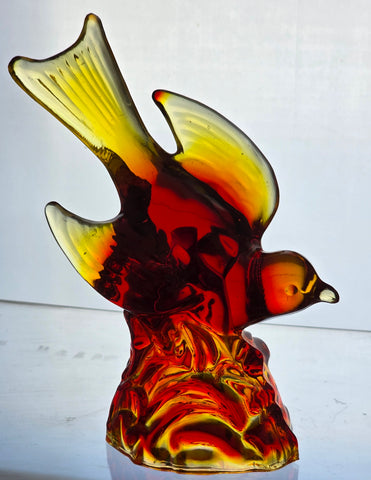 LE Smith glass Red amberina flying bird
