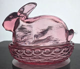 L.E. SMITH pink glass covered bunny dish