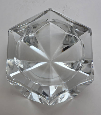 Cut glass star Heavy ashtray crystal good quality