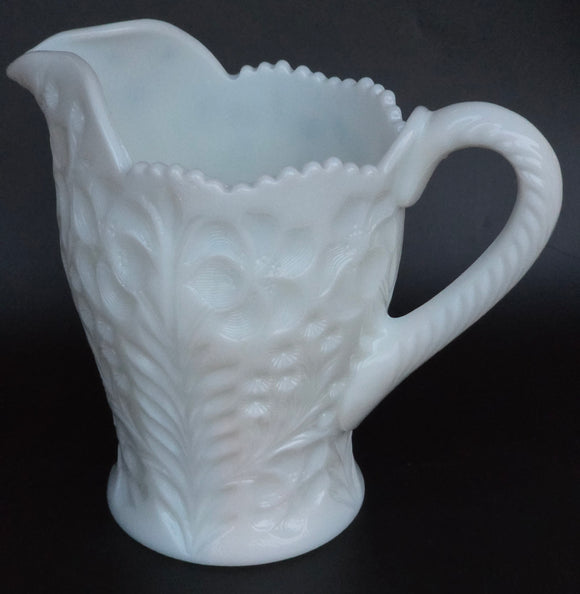 L.E Smith Glass milk Glass Tiger lily pitcher auction