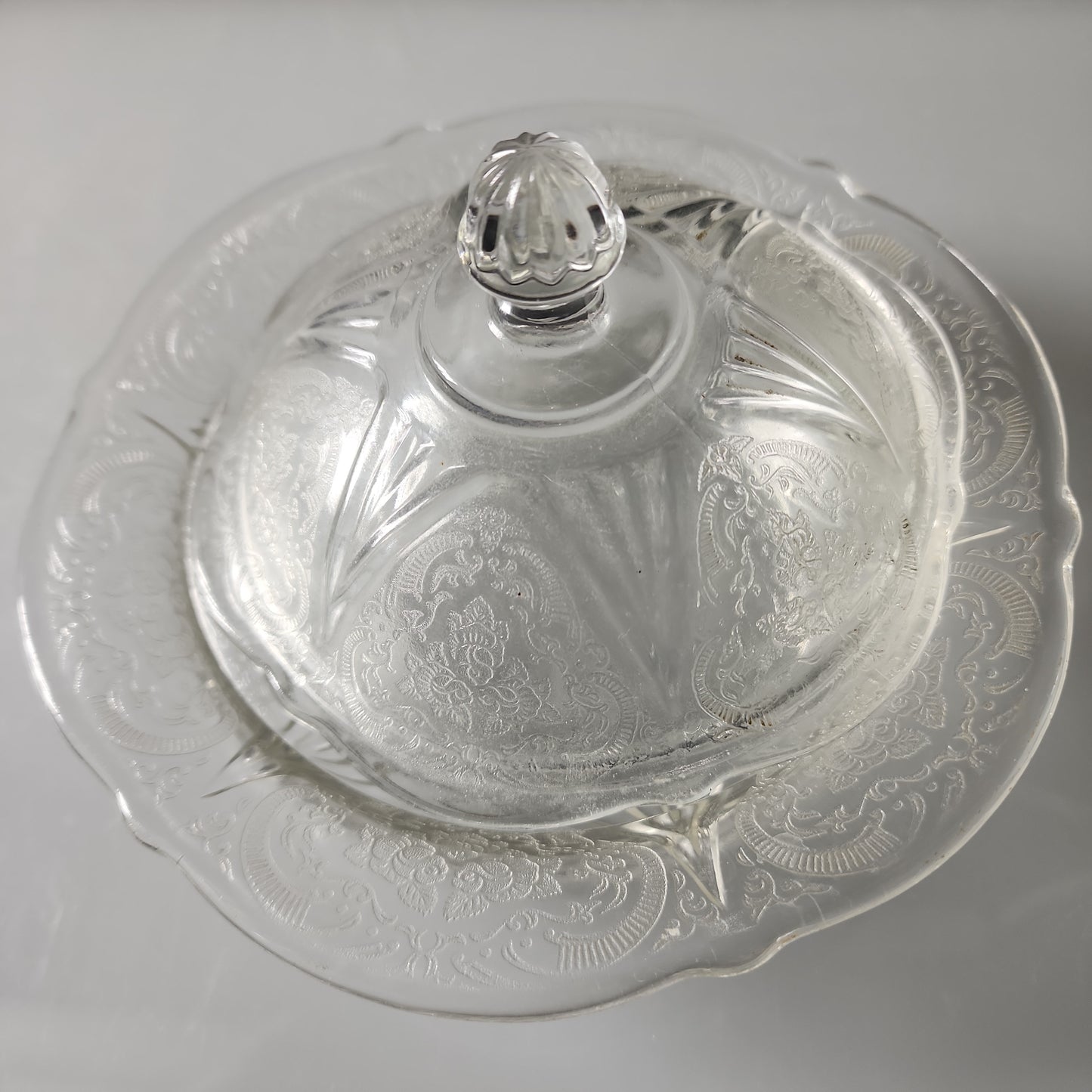 Covered butter dome with under Plate glass Royal Lace