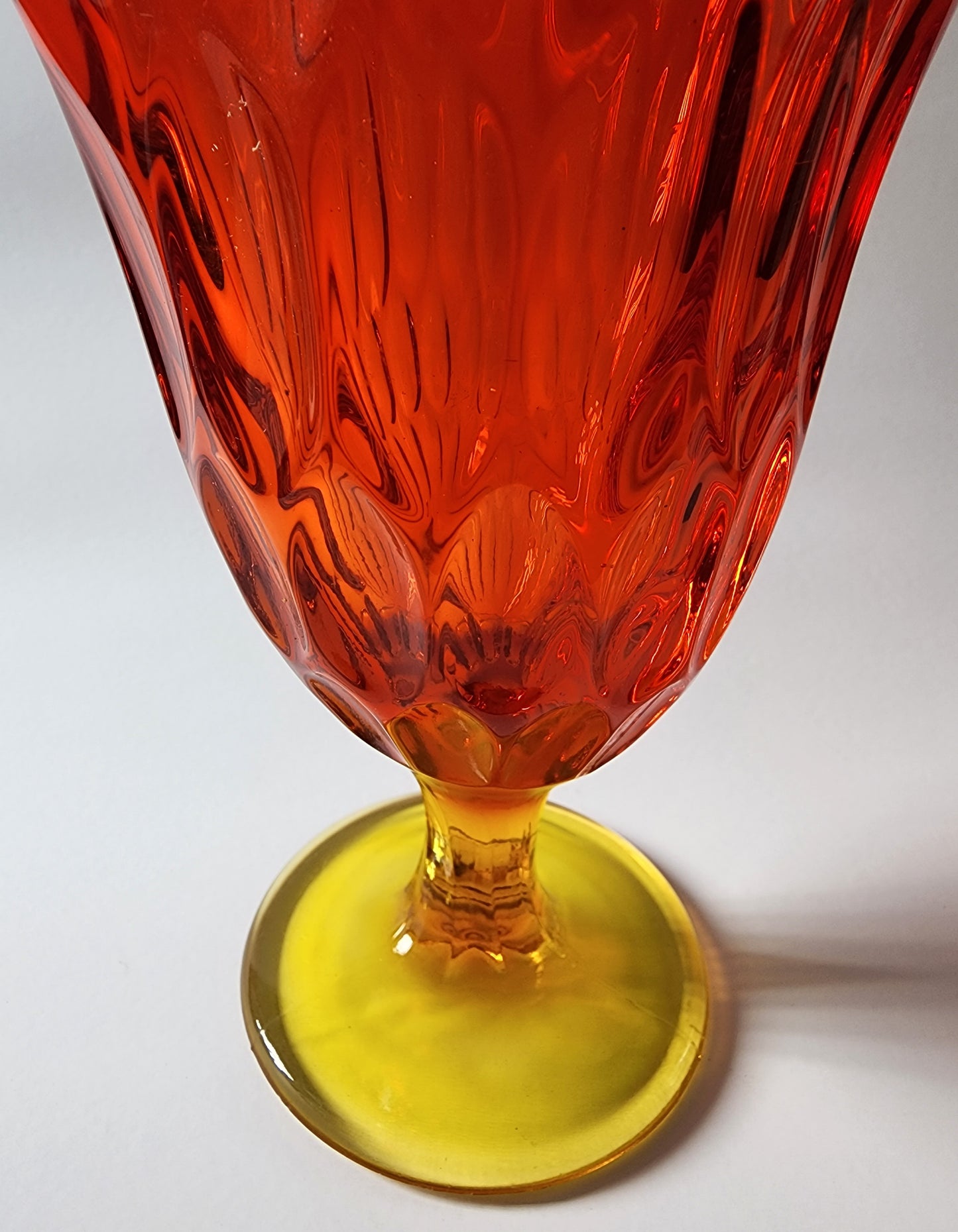 Fenton glass thumbprint amberina vase