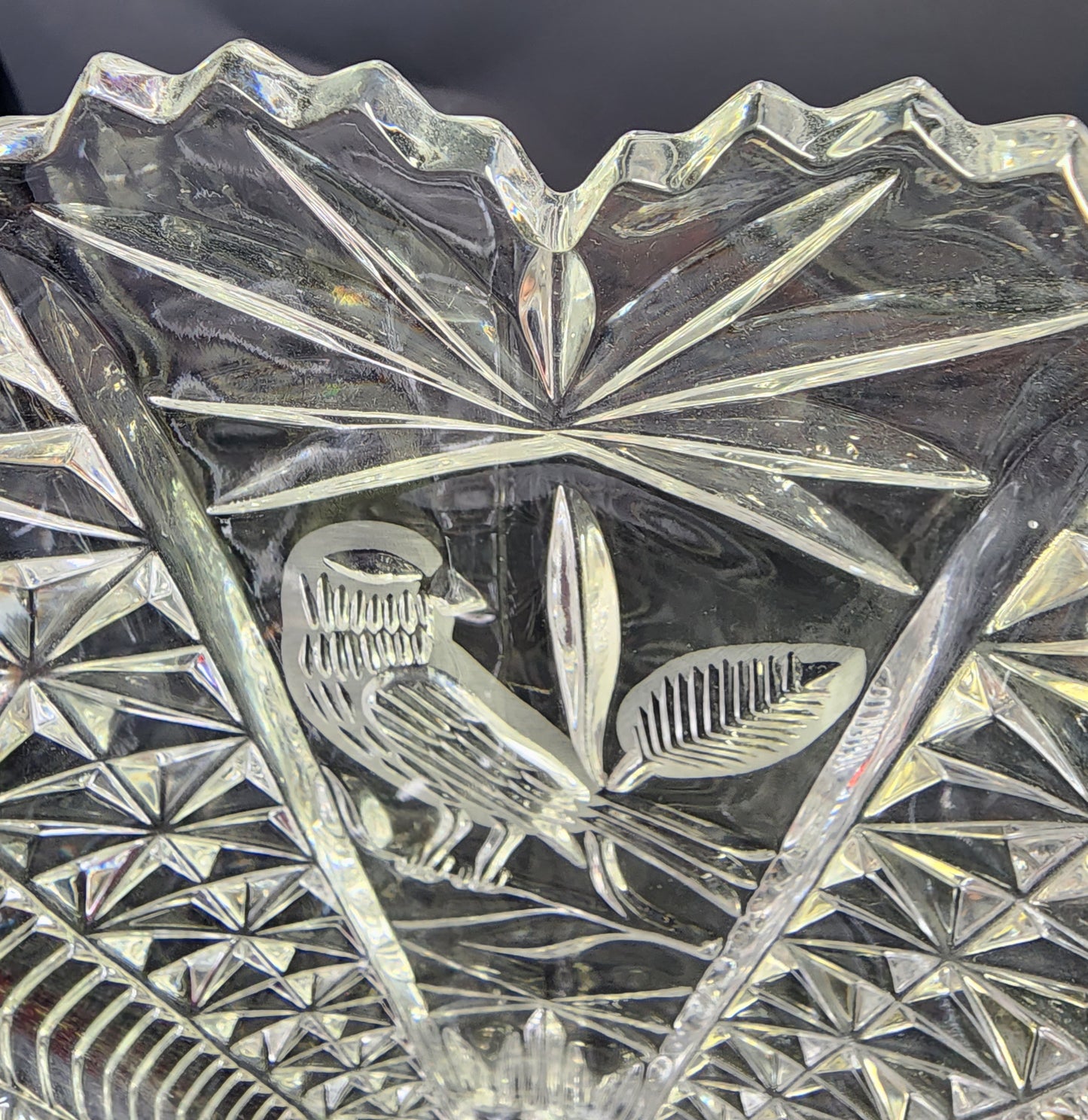 Hofbauer Byrds glass fan vase