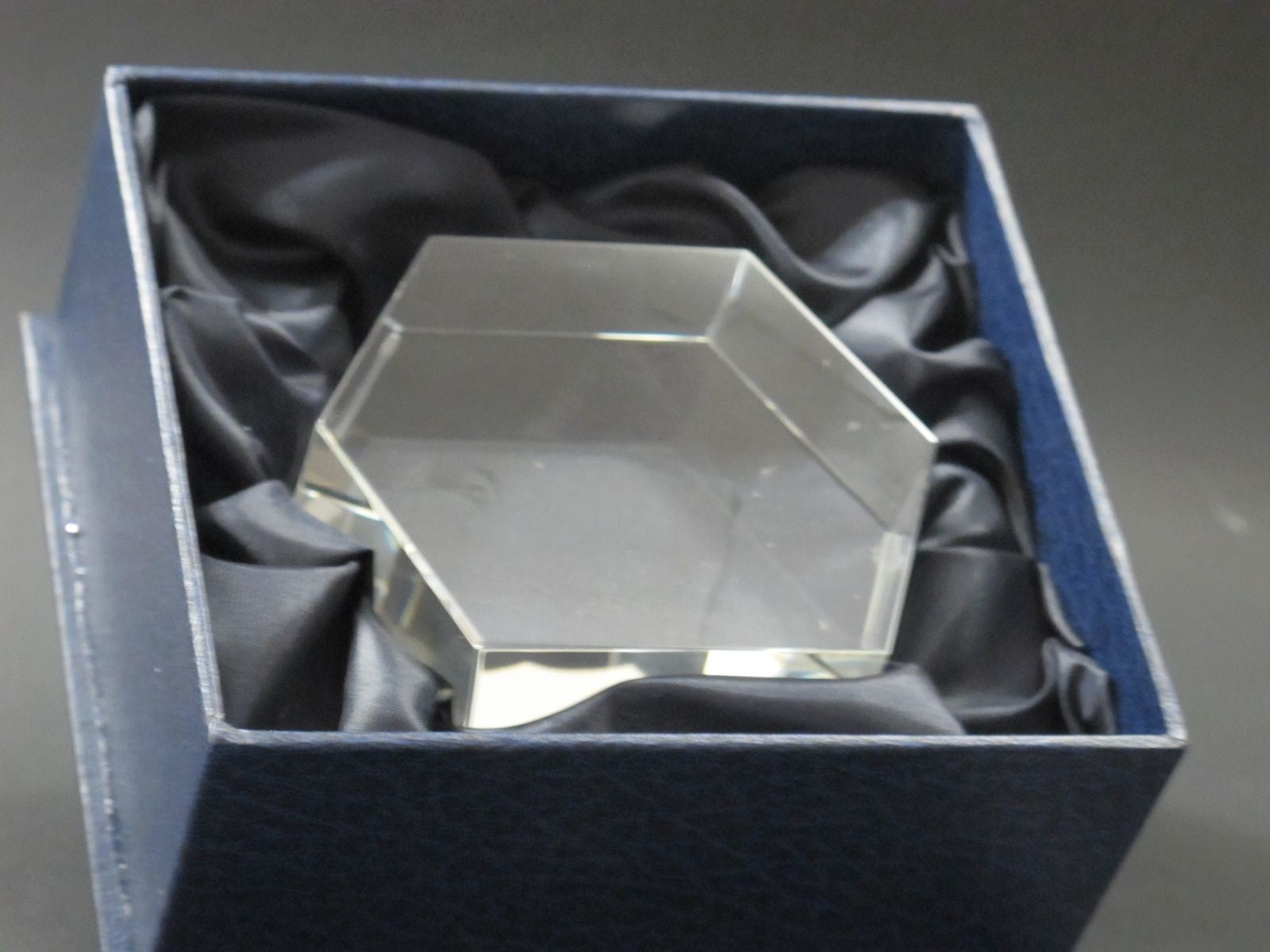 6 sided glass paperweight can be customizes, - O'Rourke crystal awards & gifts abp cut glass