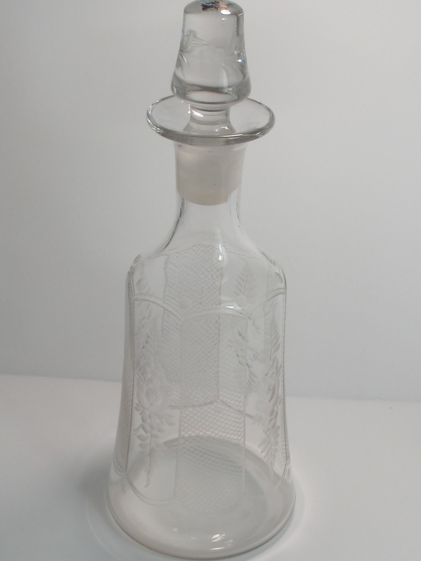 Westmoreland Glass Antique cut & engraved glass Decanter