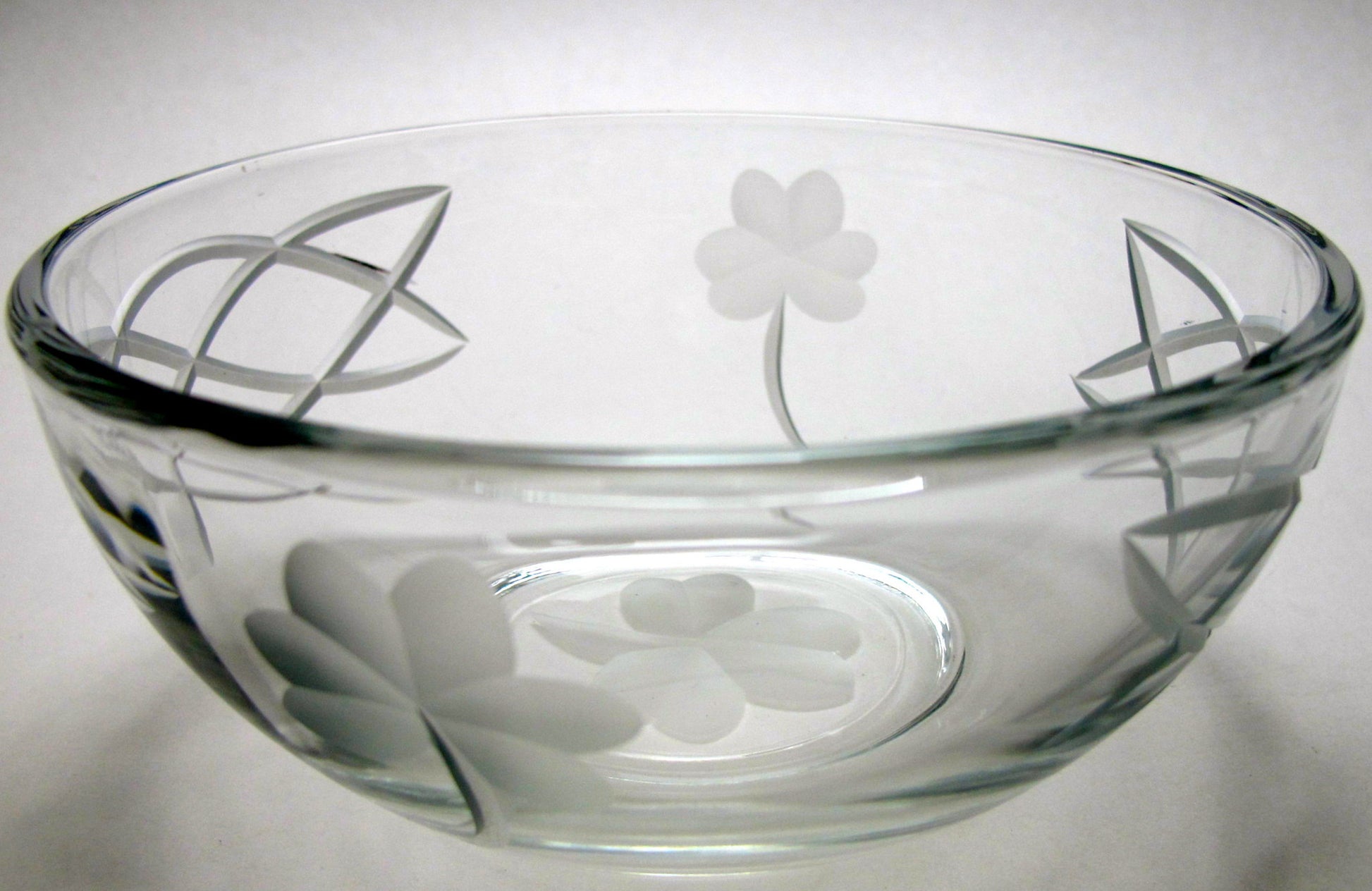 Hand cut glass celtic and shamrock sm. bowl - O'Rourke crystal awards & gifts abp cut glass