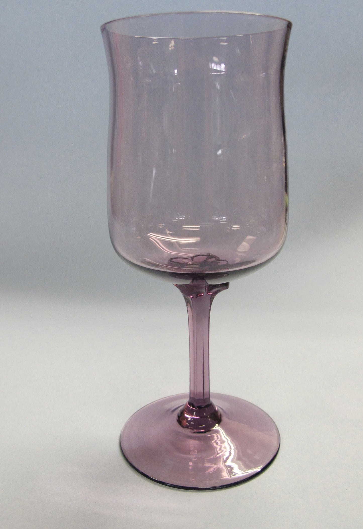 Lenox Amathest wine glass Lilac Mist - O'Rourke crystal awards & gifts abp cut glass