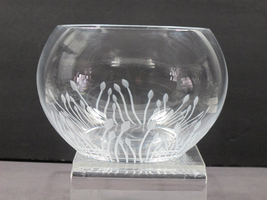 Hand cut glass bowl, Frosted cuts Can be customized