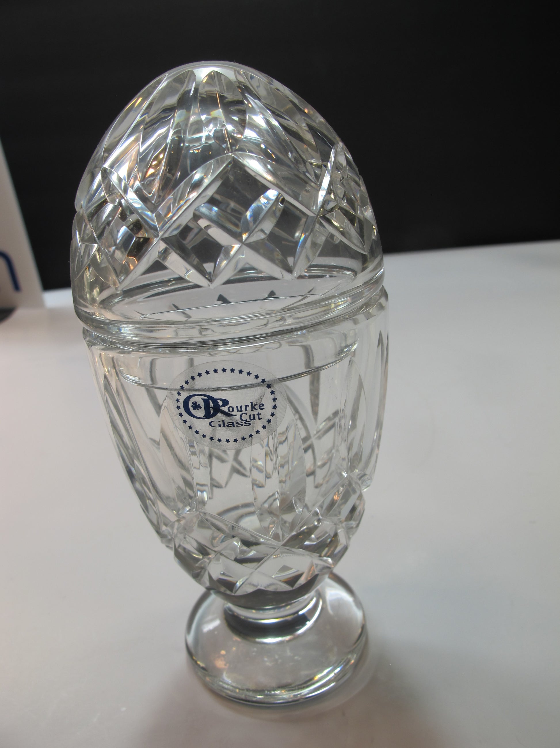 Hand Cut glass cookie jar with lid – O'Rourke Crystal Awards & Gifts