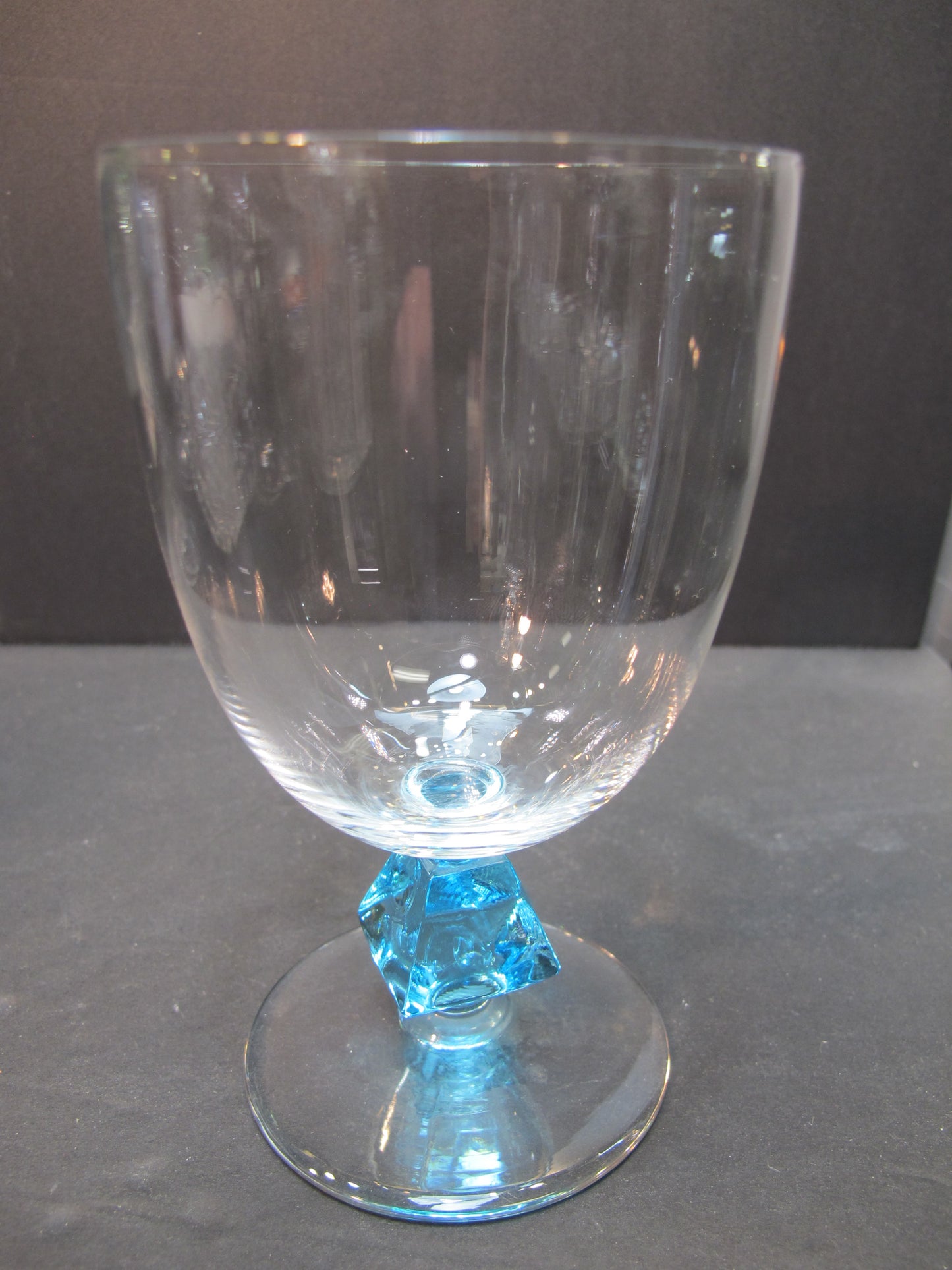 Bryce Aquarius goblet blue Crystal