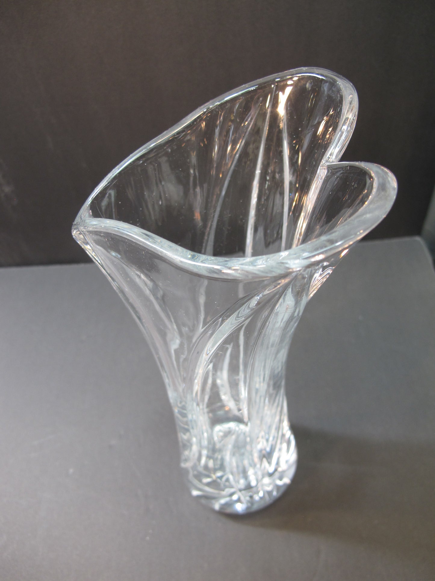 Pressed glass vase heart shape crystal 24% Wedding